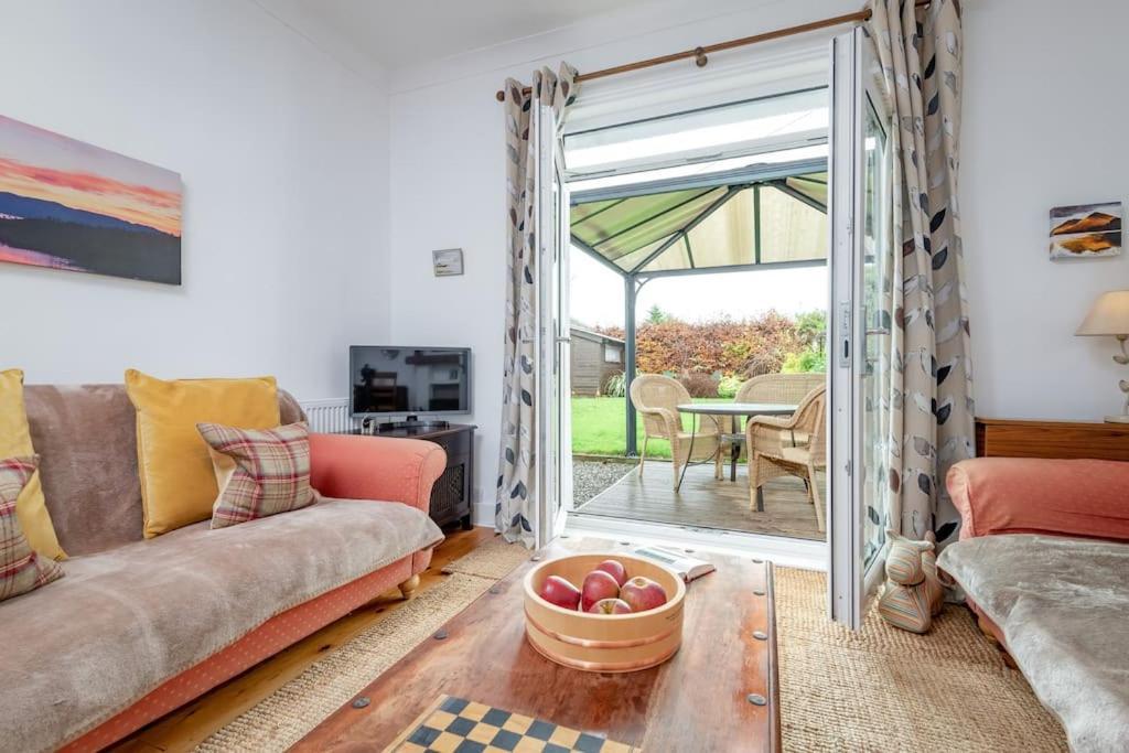 Heather Cottage, 2 Bedroom In Comrie Bagian luar foto