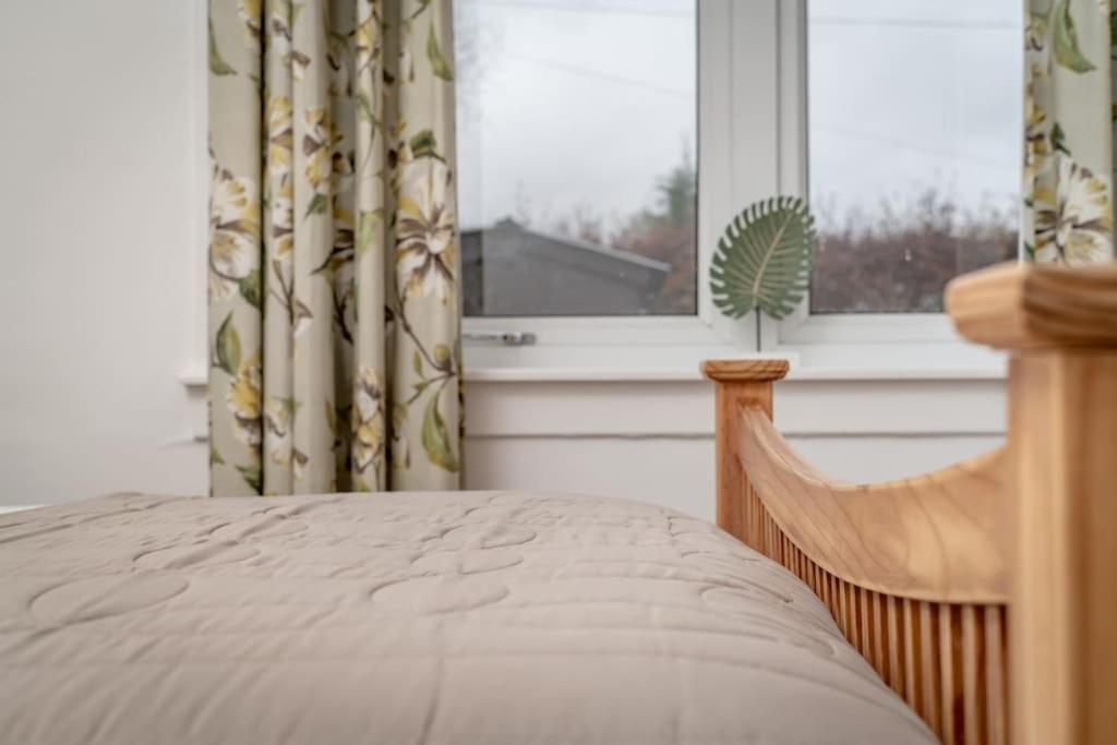 Heather Cottage, 2 Bedroom In Comrie Bagian luar foto